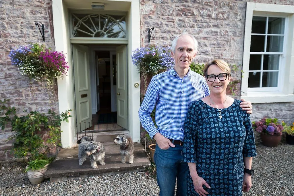 Kilmaronock Manse B&B-1